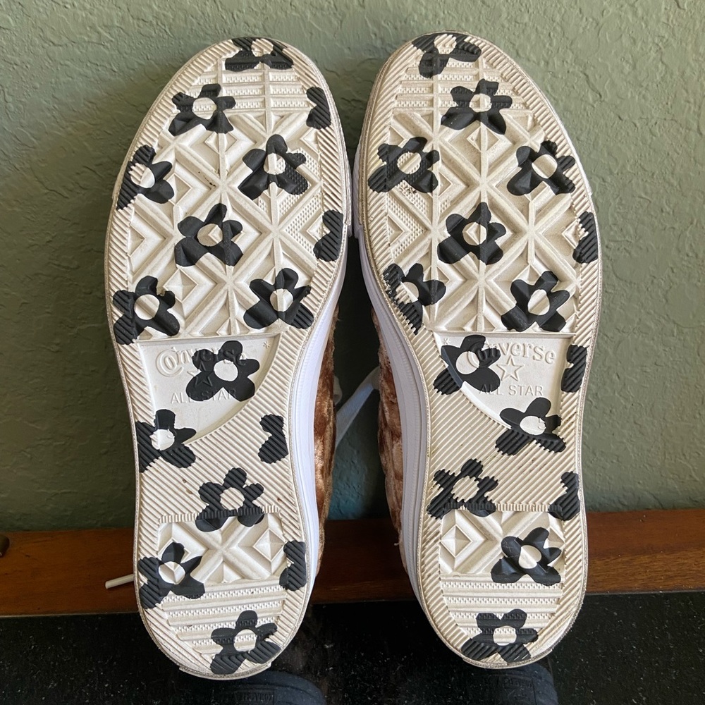 Converse One Star X Golf Le Fleur OX
Quilted Velvet / Brown Sugar - Picture 8 of 14